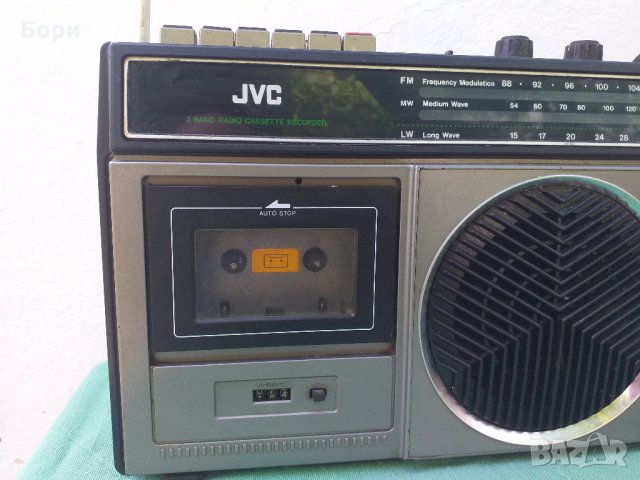 JVC RC-232L Касетофон с радио, снимка 2 - Радиокасетофони, транзистори - 29269095