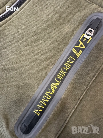 Мъжко!Emporio Armani 7 Hybrid Zip Up размер М, снимка 5 - Спортни дрехи, екипи - 54069508