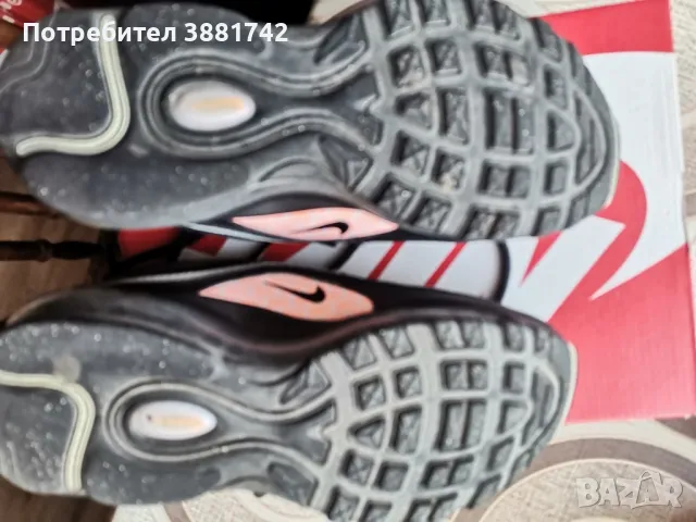 Маратонки Nike два пъти обувани дамски детски купувани 310лв., снимка 3 - Маратонки - 47431890