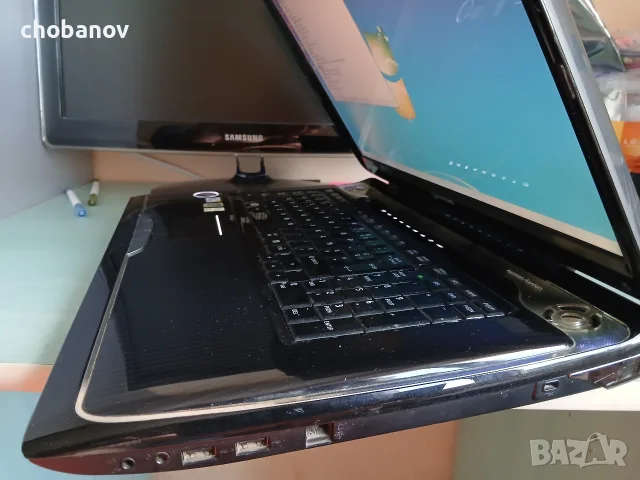 18.4" Ретро флагман Toshiba Qosmio G50-132 / 4GB RAM / 400GB HDD / Здрава батерия, снимка 6 - Лаптопи за дома - 56245804