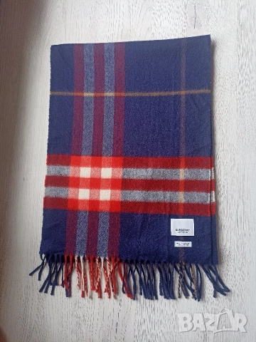 Дамски шал Burberry .Оригинален, снимка 2 - Шалове - 52986322