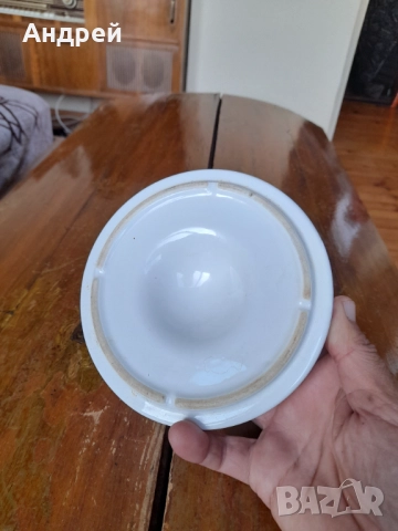 Стар пепелник Marlboro #18, снимка 4 - Други ценни предмети - 52029079