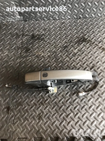 Задна лява външна дръжка на врата сива за Land Rover Discovery IV (2011) AH22-24995DB