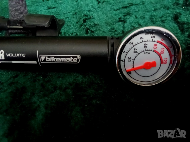 Мини помпа за велосипед Bikemate , включително скоба, снимка 4 - Части за велосипеди - 51943568