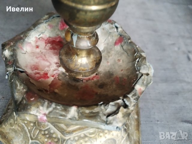стар метален свещник, снимка 3 - Антикварни и старинни предмети - 29365342
