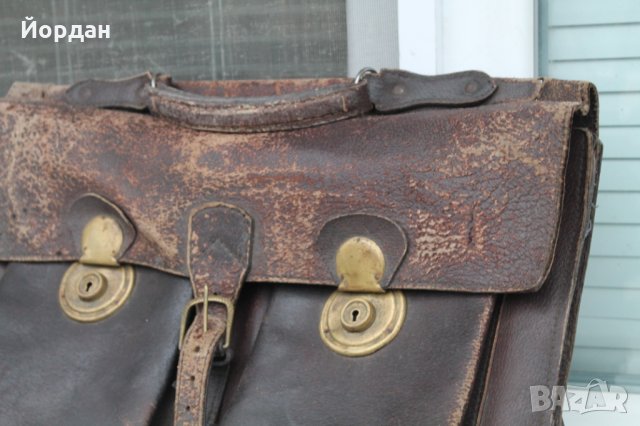 Кожена чанта 1960г, снимка 2 - Антикварни и старинни предмети - 35656083
