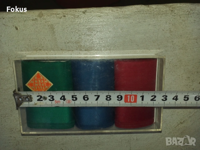 Комплект от три луксозни копринени мъжки носни кърпички, снимка 4 - Антикварни и старинни предмети - 53363613