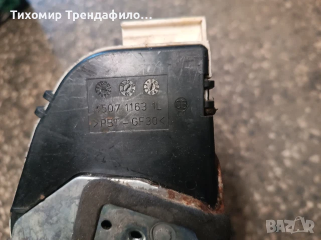 предна лява шофьорска брава Door lock A 221 720 2335 , w221 mercedes ,мерцедес , a2217202335, снимка 2 - Части - 51317967