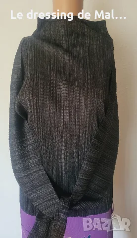 Блуза на Issey Myake , снимка 2 - Тениски - 55707892