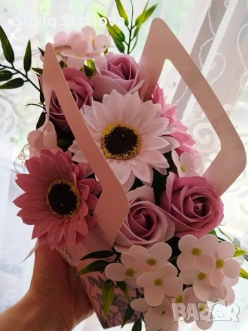 Страхотна чанта със сапунени цветя, снимка 2 - Подаръци за жени - 40305190