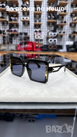 Fendi Слънчеви Очила С UV Защита С Подарък🎁Калъф - Различни Цветове Код E1413, снимка 4 - Слънчеви и диоптрични очила - 54027651