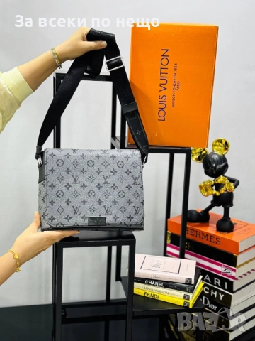 Louis Vuitton Мъжка Чанта За През Рамо Луис Витон - Налични Различни Цветове Код E895, снимка 2 - Чанти - 51864703