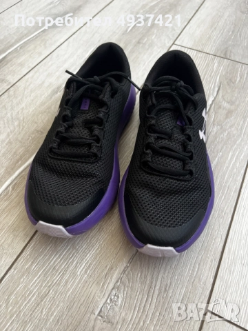 Женски маратонки -Under Armour GGS Surge 4, снимка 3 - Маратонки - 55921779