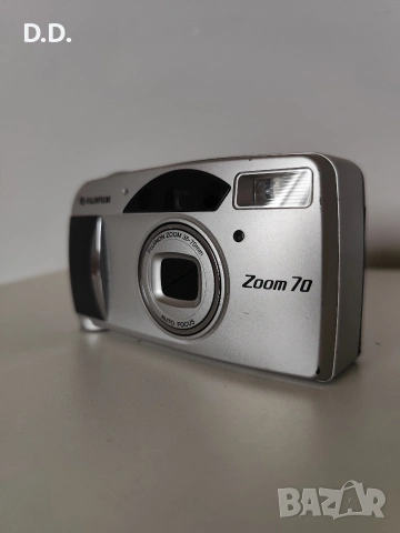 Fujifilm Zoom 70 (35 mm film point and shoot), снимка 2 - Фотоапарати - 53911922