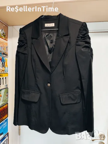Ново дамско черно сако 