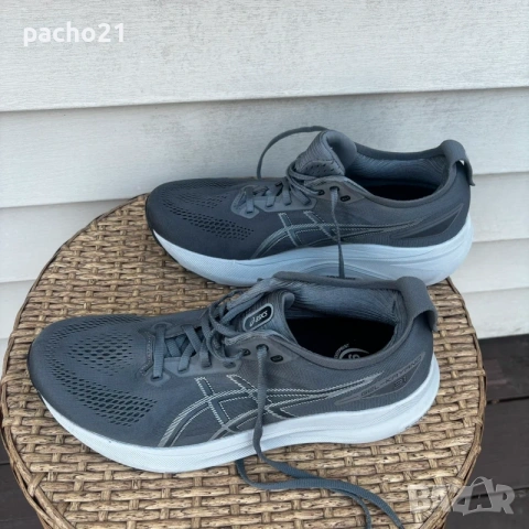 Asics Kayano 31, снимка 2 - Маратонки - 54044247