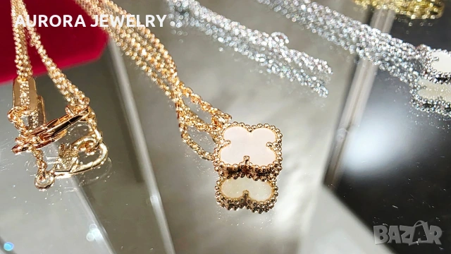 Van Cleef & Arpels VCA Gold Mother of Pearl Sweet Alhambra Clover Дамско Колие, снимка 9 - Колиета, медальони, синджири - 54309303