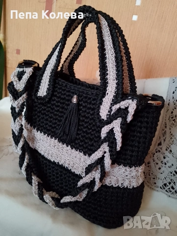 Ръчно плетена дамска чанта 