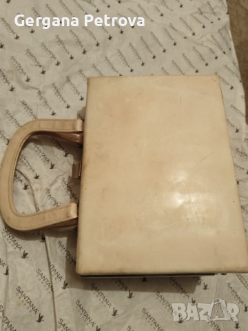 Винтидж чанта от 70-те години бял лак тип куфарче, снимка 5 - Антикварни и старинни предмети - 52254566