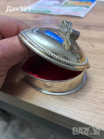 Уникално красива , посребрена кутийка за бижута, снимка 3 - Антикварни и старинни предмети - 52404398