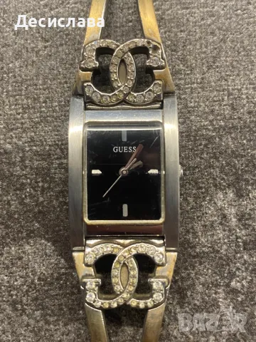 Часовник Guess