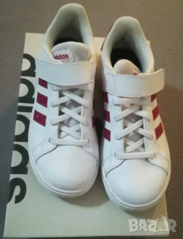 Маратонки за момиче ADIDAS 33-ти номер, снимка 2 - Детски маратонки - 48051535