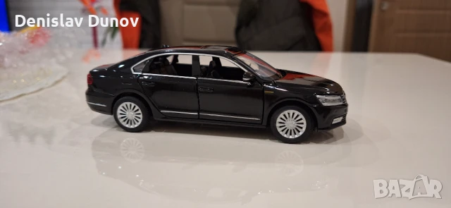 VW Passat B8 1:32 отваряеми врати, капак, светещи фарове и стопове, снимка 4 - Коли, камиони, мотори, писти - 51210893