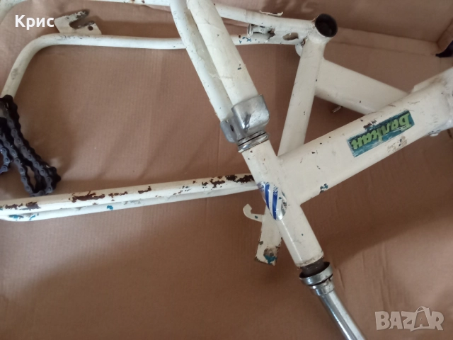 Рамка от ретро колело Балканче [червена, бяла], снимка 6 - Части за велосипеди - 52823891