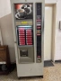 Продавам вендинг машина Зануси, снимка 1