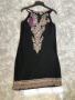 Продавам чисто нова ,страхотна ,елегантна рокля 38  номер , снимка 12