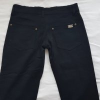 Черен панталон,тип дънки, 25 номер, снимка 3 - Панталони - 35594629