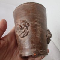 Стара чаша керамика, с театрални маски и печати, снимка 2 - Други - 31812702
