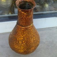 Стара кована медна ваза сувенир от Албания, снимка 1 - Други ценни предмети - 37999863