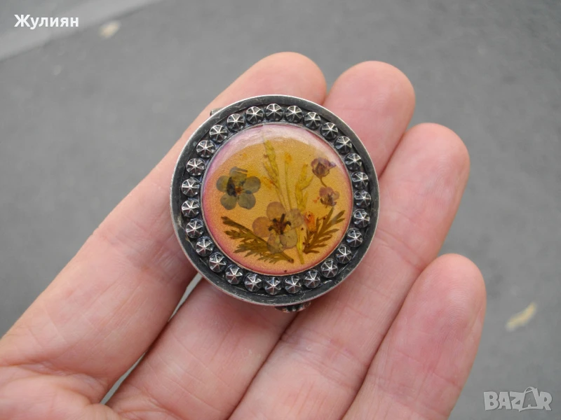 СТАРА ПОСРЕБРЕНА КУТИЙКА ЗА ХАПЧЕТА , снимка 1