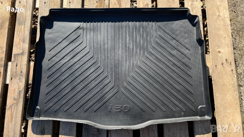 Стелка  за багажник Hyundai i30 хечбег, снимка 1