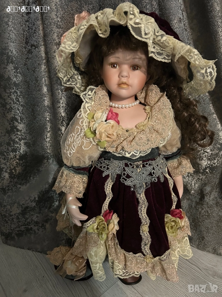 Старинна порцеланова кукла , снимка 1
