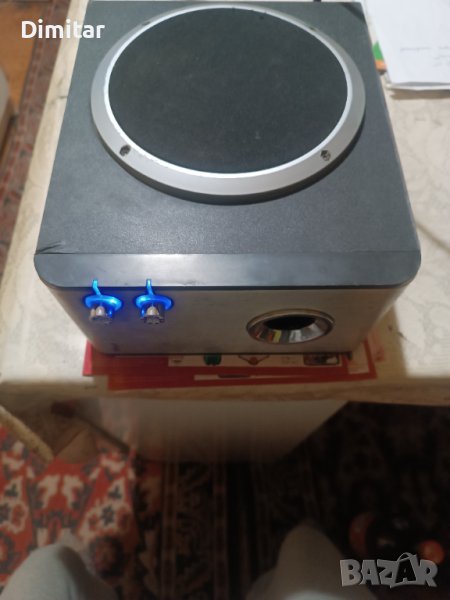 Бас, снимка 1