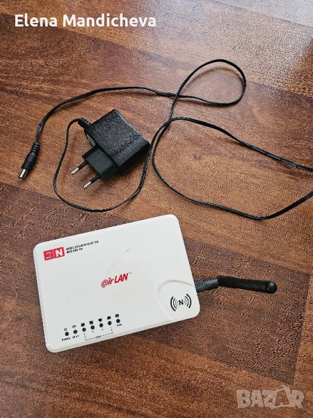 Безжичен рутер мрежово устройство , снимка 1