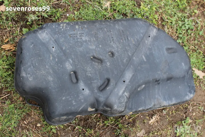 Резервоар Форд Фиеста 6 1.4d 2011 Ford Fiesta 6 8V51-9002AC, снимка 1