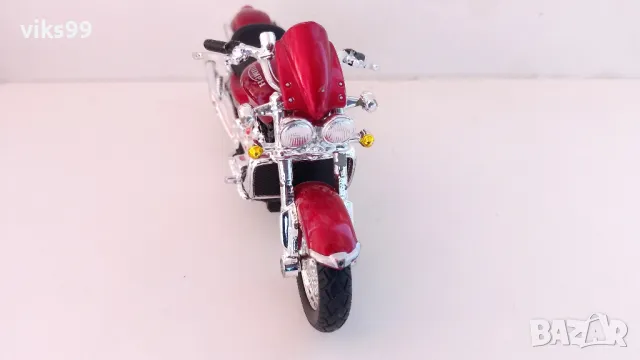 Bburago Triumph Rocket III 2009 - Мащаб 1:18, снимка 4 - Колекции - 47892946