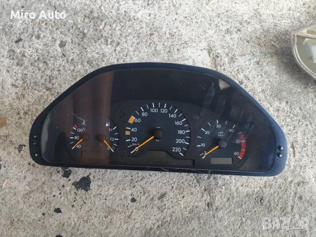 Километраж от Mercedes W202 2.2cdi 