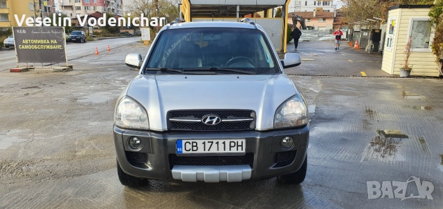 Hyundai Tucson 2.7 бензин/газ, 175к.с. 4WD, снимка 8 - Автомобили и джипове - 52838767