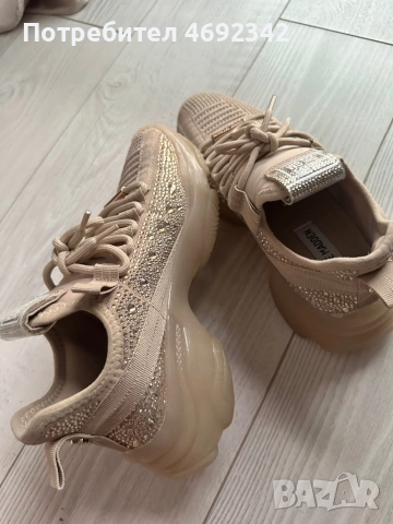 Обувки, снимка 7 - Дамски ежедневни обувки - 52898759