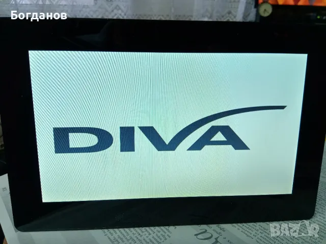 DIVA DF 1016 SV - ДИГИТАЛНА ФОТО РАМКА 10 ИНЧА SLOT SD/USB