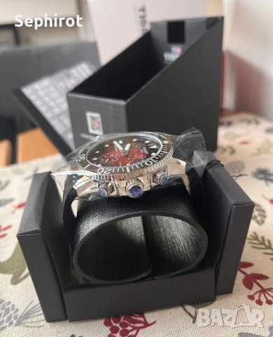 Чисто нов Tissot Seastar 1000 Chronograph T120.417.17.421.00, снимка 2 - Мъжки - 54360246
