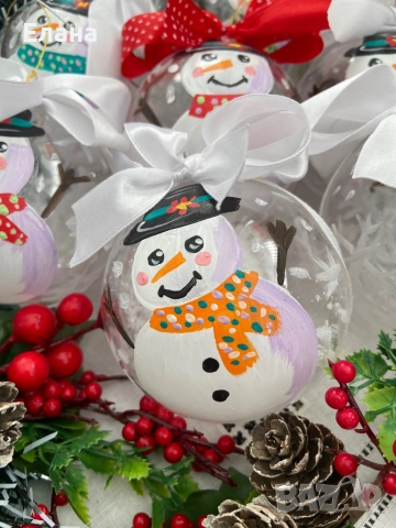 Ръчно рисувани Коледни топки