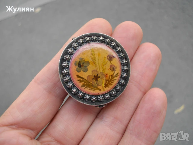 СТАРА ПОСРЕБРЕНА КУТИЙКА ЗА ХАПЧЕТА 