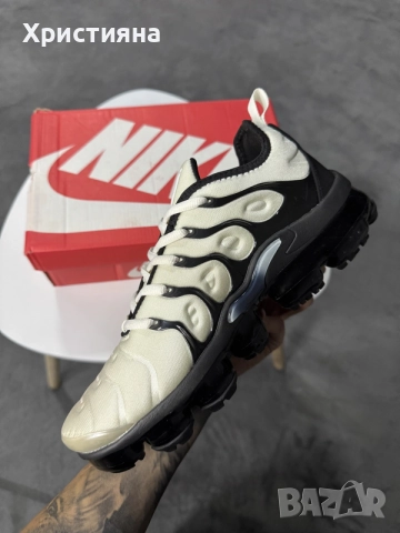Nike Air VaporMax Plus Light Orewood Brown / Black, снимка 3 - Маратонки - 56443285