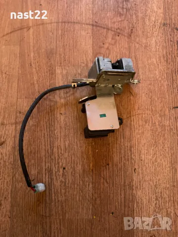 Задна брава за капак за Great Wall Hover H5 2.4 4WD, 136 к.с., снимка 2 - Части - 48918985