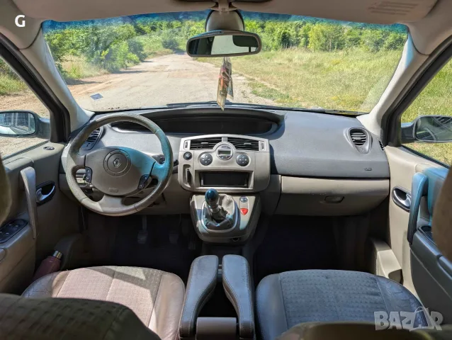 Renault Scenic 1.9 dCi, снимка 8 - Автомобили и джипове - 55483154